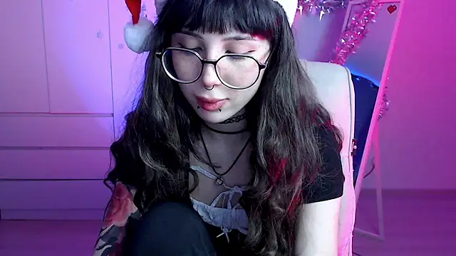 MoriHorri online show from 12-28-24, 01:08