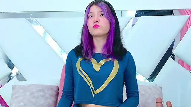 AlliciaKim online show from 01-26-25, 07:09