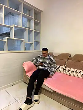 ShaoZian 1 online show from 10-10-25, 09:52