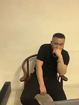 Snapshot of ShaoZian_1 chatting on 02-12-26, 12:11 ShaoZian 1 online show from 02-12-26, 12:11