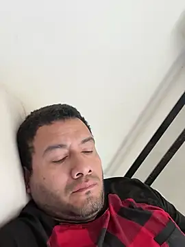 Snapshot of elamante03 chatting on 03-22-25, 04:26 elamante03 online show from 03-22-25, 04:26