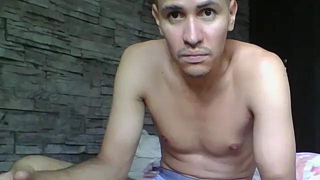Snapshot of Sexylatin64 chatting on 06-22-26, 03:53 Sexylatin64 online show from 06-22-26, 03:53