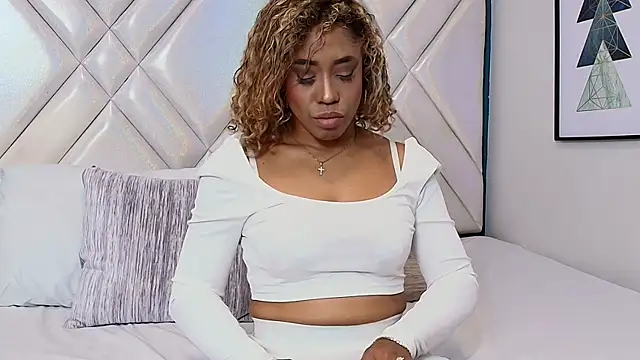 Lana-Gross online show from 02-06-25, 04:36