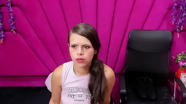 Snapshot of Mariana_Benett chatting on 01-29-25, 08:04 Mariana Benett online show from 01-29-25, 08:04