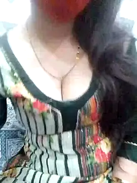 Snapshot of Mahi_Baby25 chatting on 03-22-25, 04:04 Mahi Baby25 online show from 03-22-25, 04:04