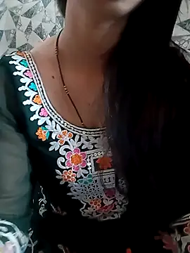 Snapshot of Mahi_Baby25 chatting on 09-26-25, 04:27 Mahi Baby25 online show from 09-26-25, 04:27