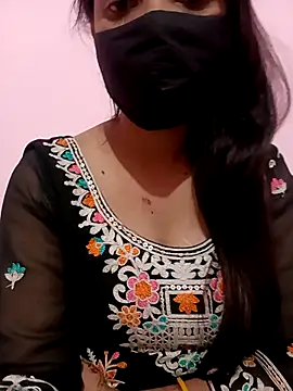 Snapshot of Mahi_Baby25 chatting on 10-06-25, 03:31 Mahi Baby25 online show from 10-06-25, 03:31