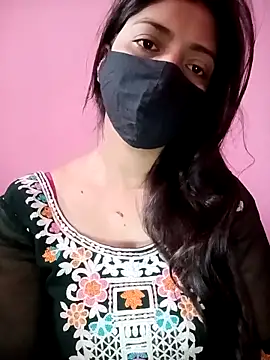 Snapshot of Mahi_Baby25 chatting on 10-07-25, 03:47 Mahi Baby25 online show from 10-07-25, 03:47