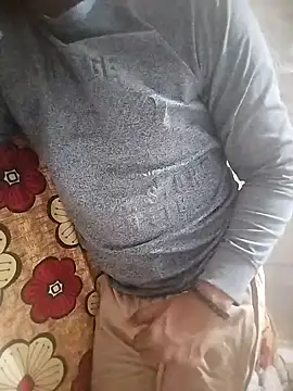 pura43 online show from 02-25-25, 05:58