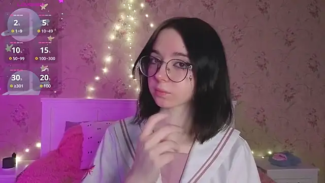 Snapshot of Nora_Failure chatting on 01-26-25, 04:09 Nora Failure online show from 01-26-25, 04:09