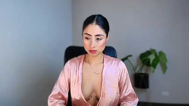 Snapshot of auroracaruso11 chatting on 12-13-25, 09:20 auroracaruso11 online show from 12-13-25, 09:20