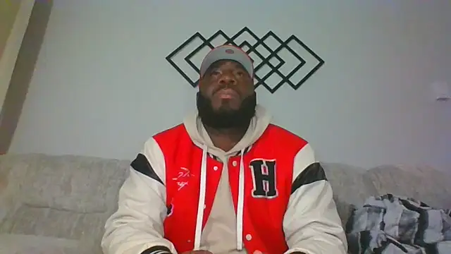 Snapshot of Stayinalive1992 chatting on 01-19-26, 02:04 Stayinalive1992 online show from 01-19-26, 02:04