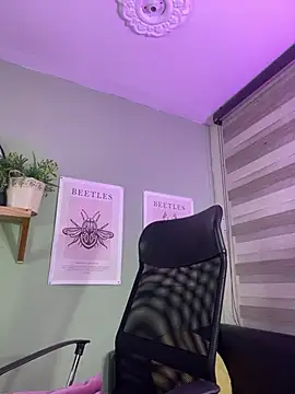 Liittleluaa  online show from 03-21-25, 12:17