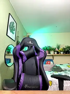 Liittleluaa  online show from 09-29-25, 03:17
