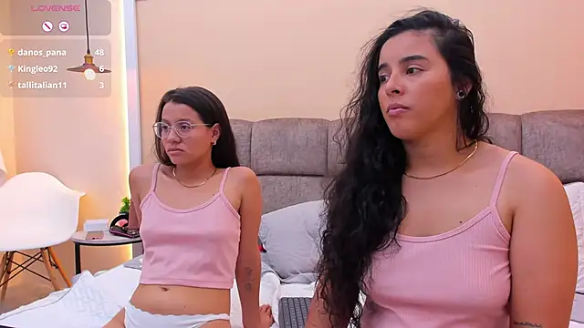 Dilan y Mia online show from 12-12-24, 05:15