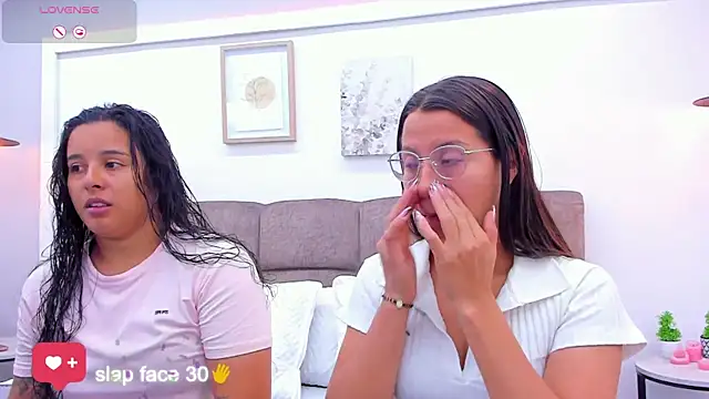 Dilan y Mia online show from 03-15-25, 12:34