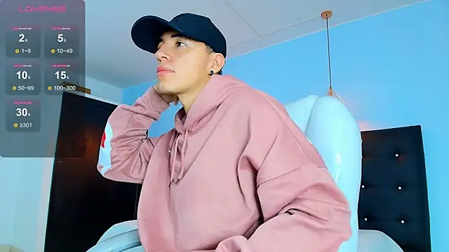 Lobo 17  online show from 09-16-25, 03:40