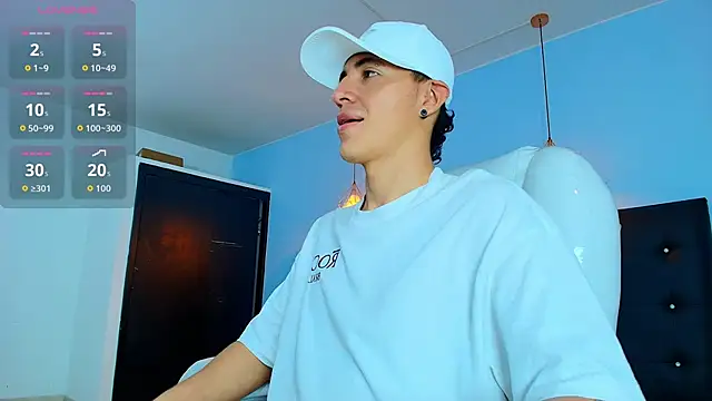 Lobo 17  online show from 09-23-25, 03:42