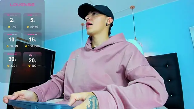 Lobo 17  online show from 11-02-25, 02:47