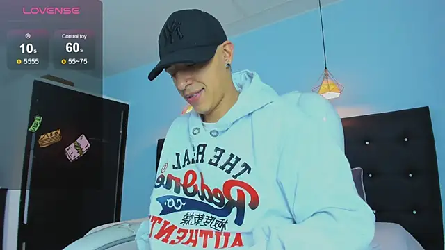 Lobo 17  online show from 11-13-25, 03:49