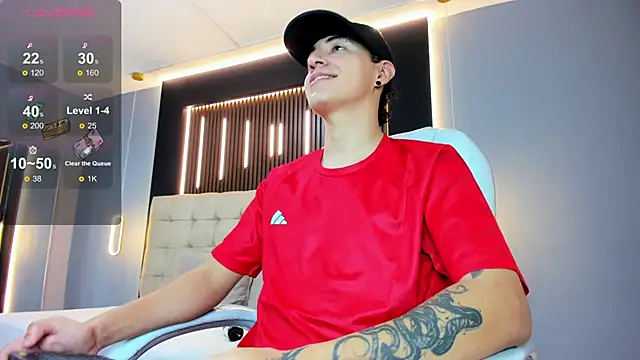 Lobo 17  online show from 04-14-26, 03:45