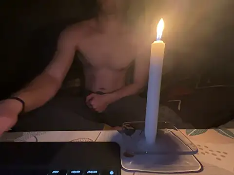 Snapshot of sweetspider35 chatting on 02-02-25, 07:57 sweetspider35 online show from 02-02-25, 07:57