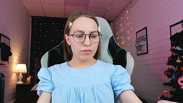 AphexQueen online show from 12-21-24, 07:16