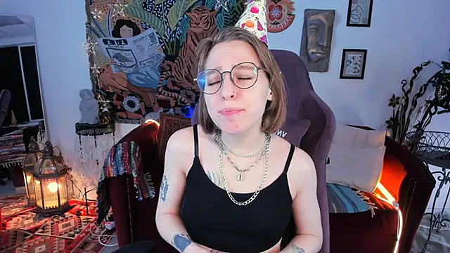 AphexQueen online show from 12-26-24, 09:26