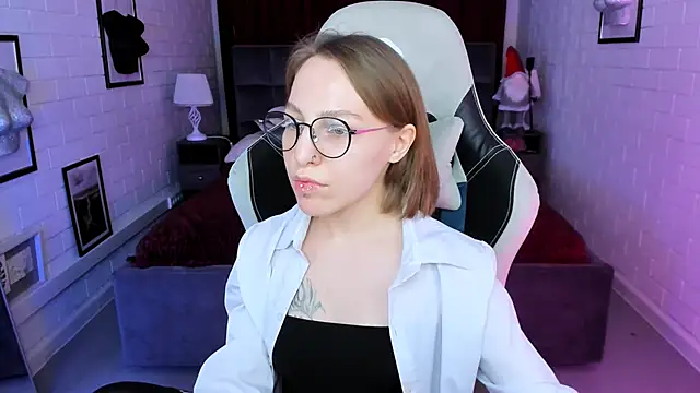 AphexQueen online show from 01-11-25, 01:11