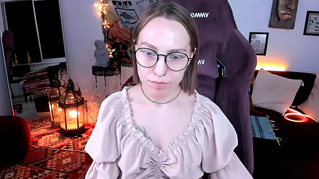 AphexQueen online show from 01-22-25, 04:23