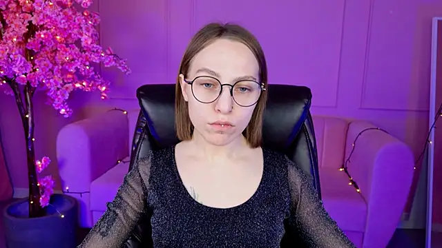 AphexQueen online show from 01-28-25, 01:16