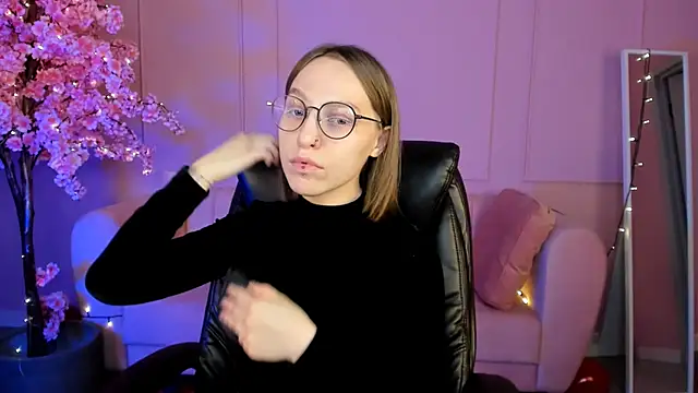 AphexQueen online show from 02-21-25, 01:11