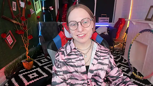 AphexQueen online show from 02-26-25, 04:14