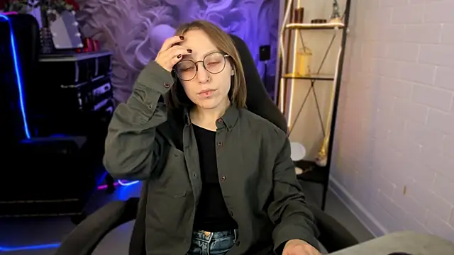 AphexQueen online show from 02-27-25, 09:11