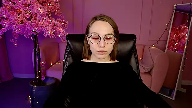 AphexQueen online show from 03-07-25, 07:27