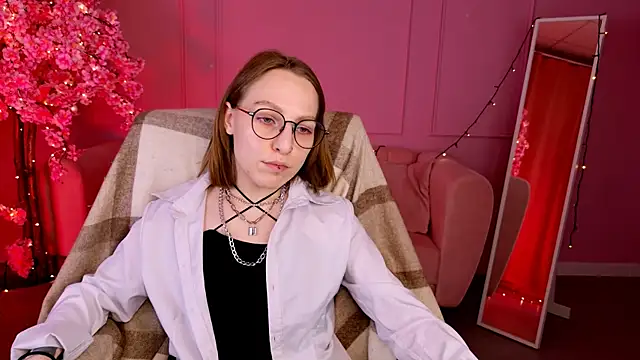 AphexQueen online show from 03-10-25, 03:20