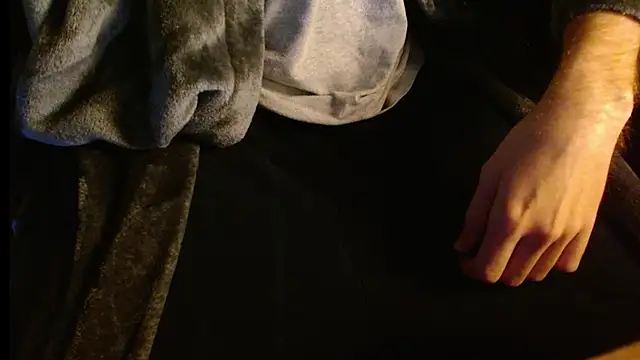 Snapshot of jp_309_ chatting on 03-17-25, 10:17 jp 309 online show from 03-17-25, 10:17