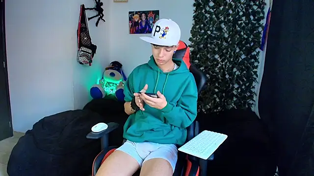 twink sebas  online show from 02-08-25, 09:25