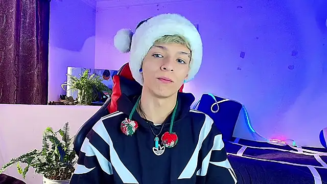 twink sebas  online show from 12-16-25, 12:43