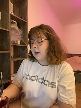 cinnabon  online show from 12-12-24, 12:55