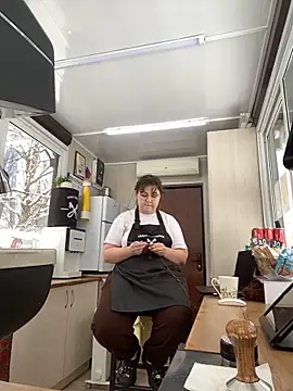 cinnabon  online show from 02-18-25, 12:28