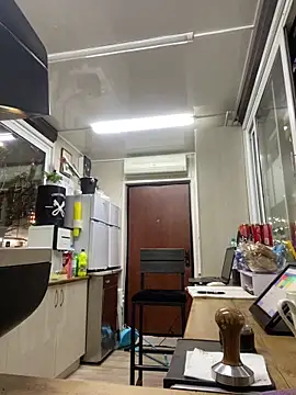 cinnabon  online show from 03-08-25, 04:39