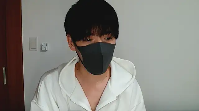 itsme LEON online show from 03-19-25, 01:51