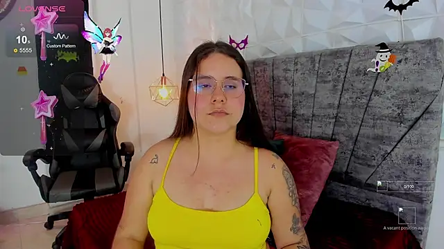 Snapshot of April1_sc chatting on 10-27-25, 08:35 April1 sc online show from 10-27-25, 08:35