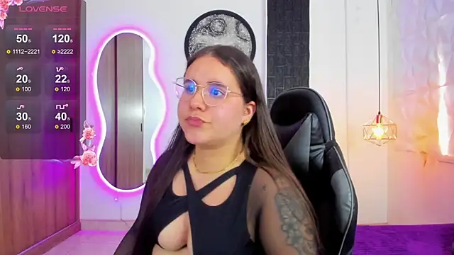 Snapshot of April1_sc chatting on 11-19-25, 08:20 April1 sc online show from 11-19-25, 08:20