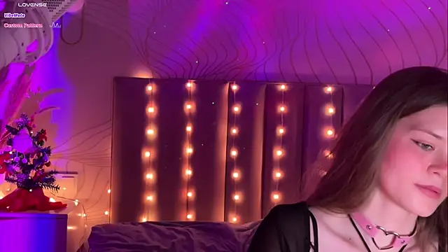 Snapshot of tvoisortangela chatting on 01-18-25, 10:06 tvoisortangela online show from 01-18-25, 10:06