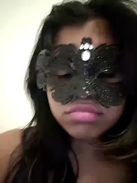 Snapshot of Bella_Luna18 chatting on 12-23-24, 09:08 Bella Luna18 online show from 12-23-24, 09:08