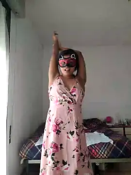 Snapshot of Bella_Luna18 chatting on 03-15-25, 08:58 Bella Luna18 online show from 03-15-25, 08:58