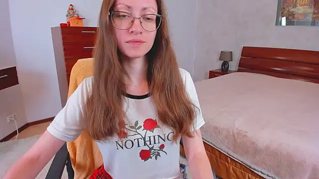 Snapshot of Pantyhose_Mila chatting on 05-14-26, 07:42 Pantyhose Mila online show from 05-14-26, 07:42