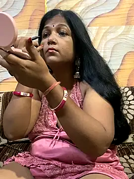 Snapshot of Tameesh_sexy_mistress chatting on 09-16-25, 04:19 Tameesh sexy mistress online show from 09-16-25, 04:19